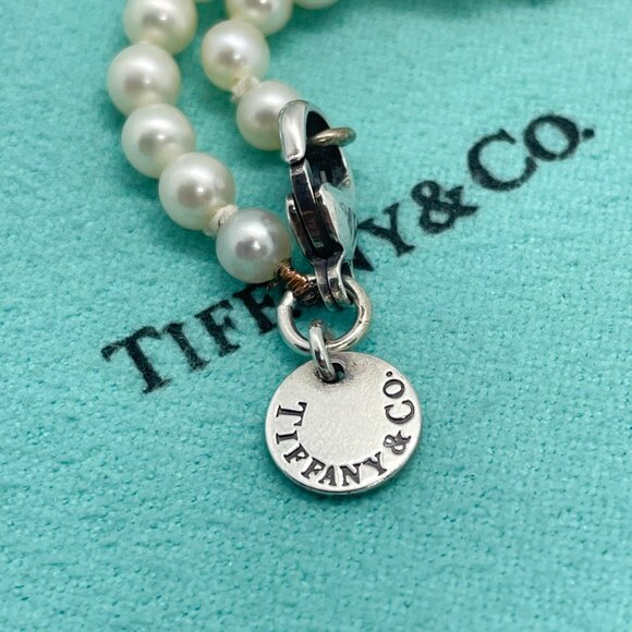 Tiffany 4mm Ziegfeld Pearls Bracelet 7” w/ Pouch - Picture 4 of 6